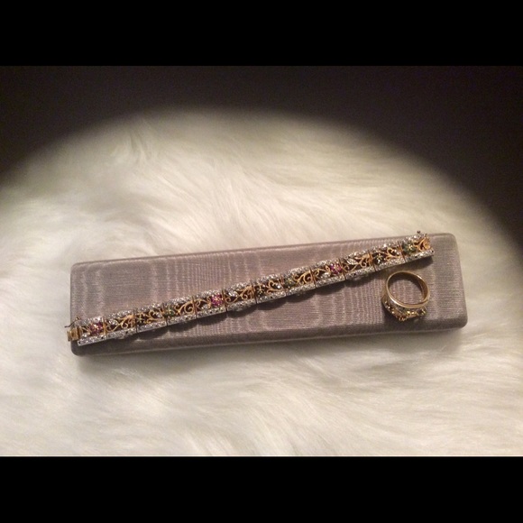 BEAUTIFUL BRACELET AND RING SET - Picture 3 of 3